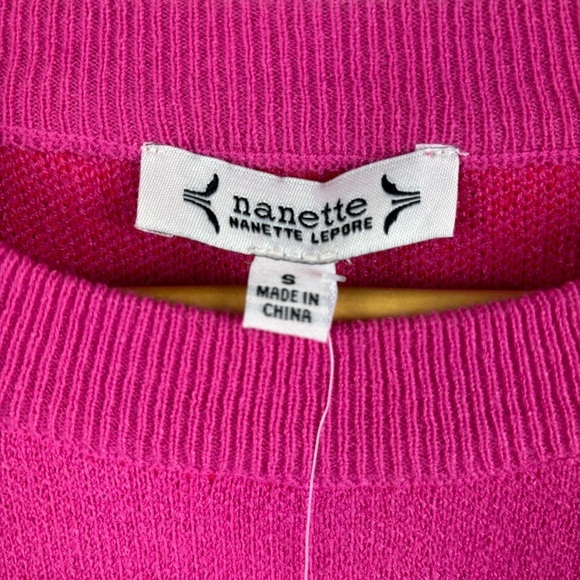 Nanette Lepore Pink Sweater with Red Hearts Crew Neck NWT New size small - Picture 4 of 6